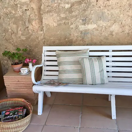 Casa Les Germanes Tatil Evi